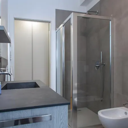 Casa Ardo Wifi & Free Parking In Center Appartamento Lecco