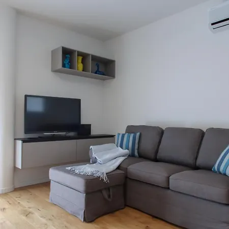 Casa Ardo Wifi & Free Parking In Center Appartamento Lecco